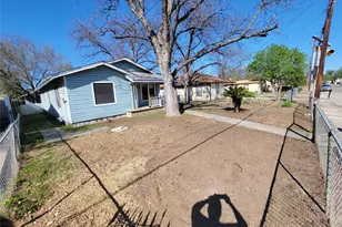 925 Flanders Ave, San Antonio, TX 78211 - Photo 13