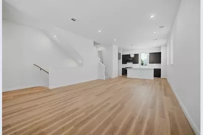 1811 Mills Street, Houston, TX 77026 - Photo 9