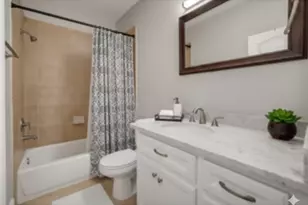 305 Felt Cir, Houston, TX 77011 - Photo 9