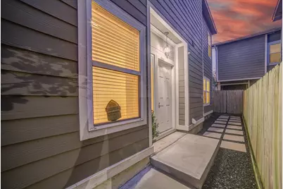305 Felt Circle, Houston, TX 77011 - Photo 3