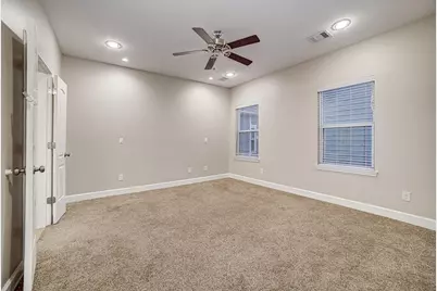 305 Felt Circle, Houston, TX 77011 - Photo 21