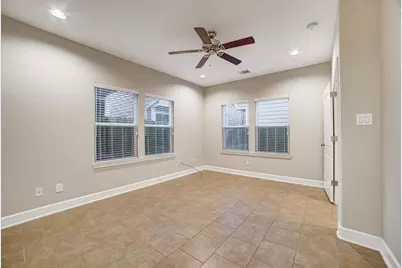 305 Felt Circle, Houston, TX 77011 - Photo 7