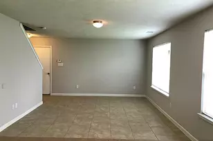 12702 Claradeen Ct, Houston, TX 77047 - Photo 7