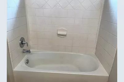 12702 Claradeen Court, Houston, TX 77047 - Photo 19