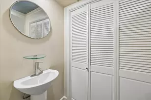 1846 Hollister St, Houston, TX 77080 - Photo 13