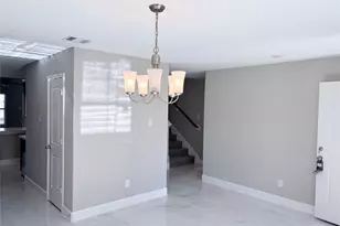 16527 Silla Ridge Ct, Houston, TX 77049 - Photo 5