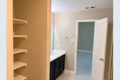 16527 Silla Ridge Court, Houston, TX 77049 - Photo 23