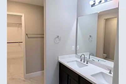 16527 Silla Ridge Court, Houston, TX 77049 - Photo 21