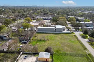 5902 Cypress St, Houston, TX 77074 - Photo 7