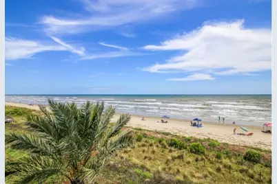 11611 Beachside, Galveston, TX 77554 - Photo 43