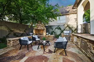 4504 Holly St, Bellaire, TX 77401 - Photo 5