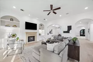 4504 Holly St, Bellaire, TX 77401 - Photo 15