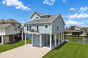 314 Windward Way, Tiki Island, TX 77554 - Photo 43