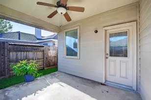 15723 Mountain Mist Trail, Houston, TX 77049 - Photo 37