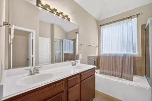 15723 Mountain Mist Trail, Houston, TX 77049 - Photo 35
