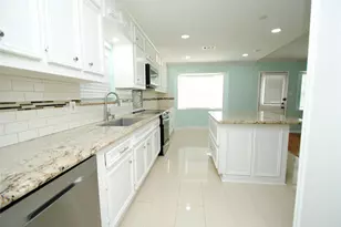 11511 Creekhurst Dr, Houston, TX 77099 - Photo 15