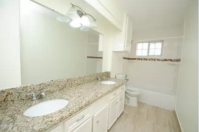 11511 Creekhurst Drive, Houston, TX 77099 - Photo 23