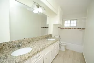 11511 Creekhurst Dr, Houston, TX 77099 - Photo 23
