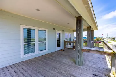 893 West Lane, Crystal Beach, TX 77650 - Photo 7