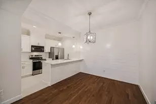 11711 Memorial Dr, Houston, TX 77024 - Photo 1