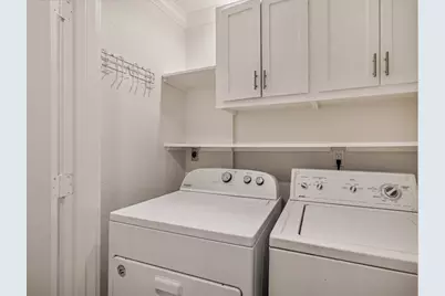11711 Memorial Drive #127, Houston, TX 77024 - Photo 9