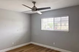 7826 Gladstone St, Houston, TX 77051 - Photo 7