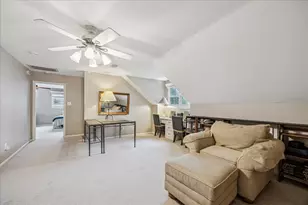 10834 St Marys Ln, Houston, TX 77079 - Photo 21