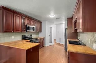 80 W Timberspire Ct, The Woodlands, TX 77380 - Photo 9