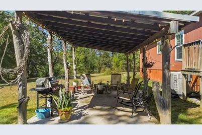 77 Twin Creek Drive, Huntsville, TX 77320 - Photo 21