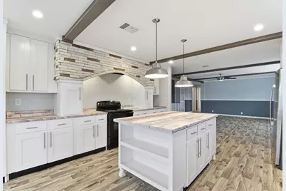 12245 County Road 37495, Cleveland, TX 77327 - Photo 15