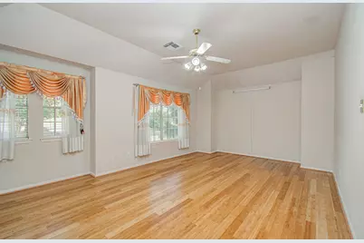 5415 Oak Falls Drive, Houston, TX 77066 - Photo 21