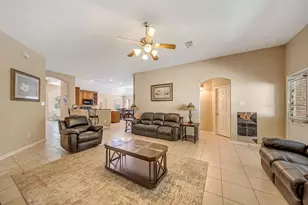 14043 Albany Springs Ln, Houston, TX 77044 - Photo 11