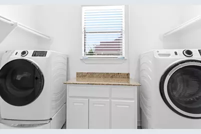 8606 Argentina St, Jersey Village, TX 77040 - Photo 33