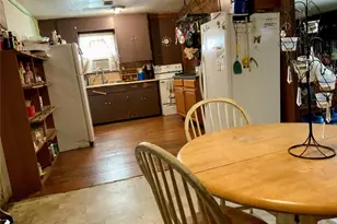 215 McNeir St, Anahuac, TX 77514 - Photo 13