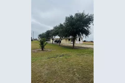 2069 Cr 317 12th Street, Palacios, TX 77465 - Photo 3