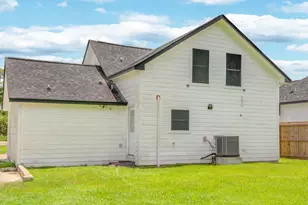 1256 2nd St, Clute, TX 77531 - Photo 41