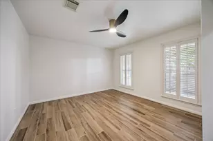 11418 Ash Creek Dr, Houston, TX 77043 - Photo 23