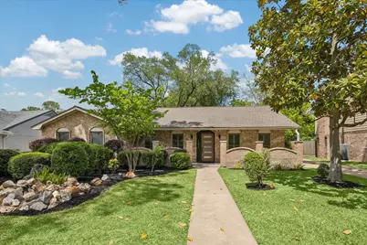 11418 Ash Creek Drive, Houston, TX 77043 - Photo 3