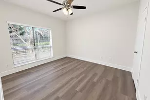 2025 Augusta Dr, Houston, TX 77057 - Photo 21