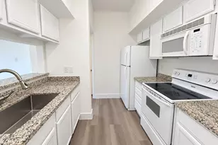 2025 Augusta Dr, Houston, TX 77057 - Photo 19
