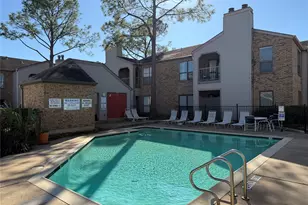2025 Augusta Dr, Houston, TX 77057 - Photo 15