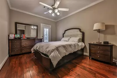 1005 Memorial Village Drive, Houston, TX 77024 - Photo 23