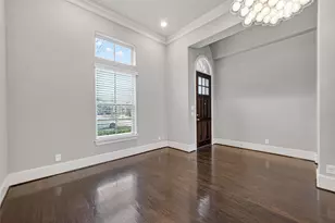 10917 Upland Park, Houston, TX 77043 - Photo 7