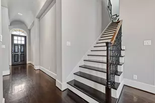 10917 Upland Park, Houston, TX 77043 - Photo 15