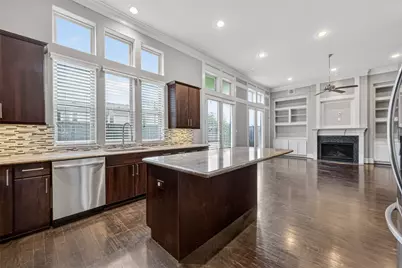 10917 Upland Park, Houston, TX 77043 - Photo 25