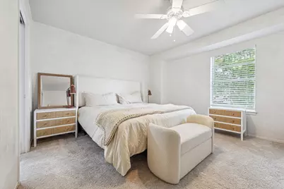 8211 Kingsbrook Road #205, Houston, TX 77024 - Photo 9