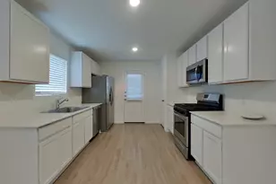 17159 Quaking Aspen Ln, New Caney, TX 77357 - Photo 5