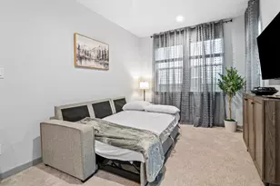 829 N Emile St, Houston, TX 77020 - Photo 35