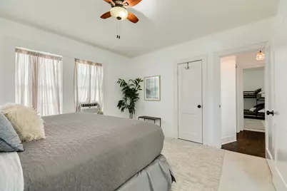 4417 Avenue R, Galveston, TX 77550 - Photo 9