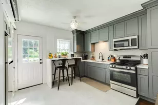 4417 Avenue R, Galveston, TX 77550 - Photo 3